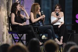 alison-brie-dakota-johnson-and-leslie-mann-at-aol-build-speaker-series-in-new-york-02-04-2016_8.jpg