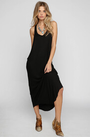 indah-taos-ribbed-maxi-dress-black_E1Y1964_2.jpg