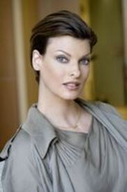 003_Linda Evangelista poster.jpg