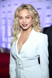 Rose Bertram_12.jpg