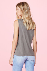 LNA_Deroest_Tank_Asphalt_Back.jpg