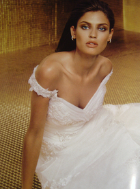 Pronovias200732.jpg