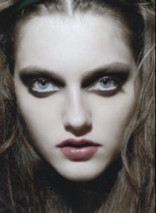 1164726043_1vivienne_model_management.jpg