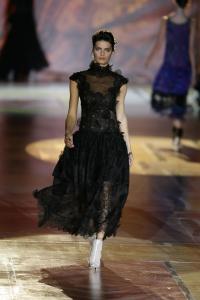 High_20Quality__20Runway_20Pictures_20Roberto_20Cavalli_20Fall_Winter_202008_2009_20Womens_20_329__jpg.jpg