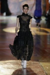 High_20Quality__20Runway_20Pictures_20Roberto_20Cavalli_20Fall_Winter_202008_2009_20Womens_20_330__jpg.jpg