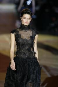 High_20Quality__20Runway_20Pictures_20Roberto_20Cavalli_20Fall_Winter_202008_2009_20Womens_20_333__jpg.jpg