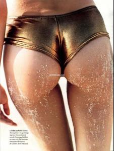 Laetitia_Casta_Series_Swimwear_2888.jpg