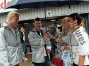 th_198e7743030588.gif