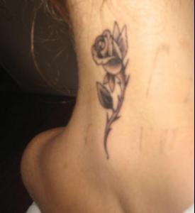 cintia__s_fotolog___she_got_a_tattoo_.jpg