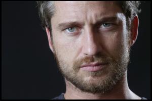 Gerard_Butler___Martin_Pope_Photoshoot_04lj_hireshotties.jpg