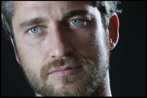 Gerard_Butler___Martin_Pope_Photoshoot_05lj_hireshotties.jpg