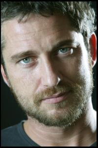 Gerard_Butler___Martin_Pope_Photoshoot_06lj_hireshotties.jpg