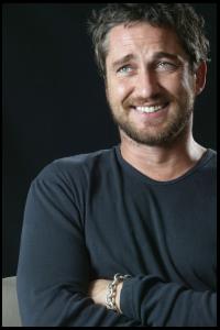 Gerard_Butler___Martin_Pope_Photoshoot_09lj_hireshotties.jpg