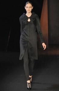 taryn_Sophia_Kokosalaki_Fall_2008_Ready_to_Wear.jpg