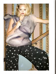 Gem_Vogue_UK_Apr08_theplay__sthething_byterryrichardson_modernnight3.jpg