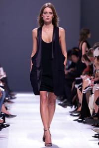 anne_Balenciaga_Spring_2002_Ready_to_Wear3.jpg