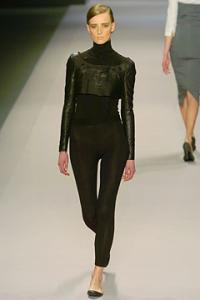 anne_Givenchy_Fall_2004_Ready_to_Wear.jpg