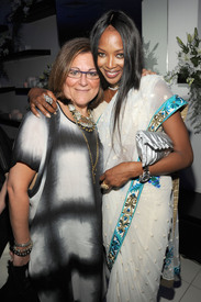 celeb-city.org_Naomi_Campbel_VOGUE_INDIA_Kick-off_Party_022.jpg