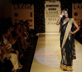 naomi_campbell_models_in_mumbai_23.jpg
