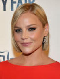 th_abbiecornishkimberlybrooksthestylistprojectexhibitiontikipetercelebritycity014.jpg