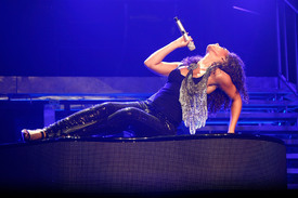 aliciakeysperformsatmadisonsquaregardentikipetercelebritycity102.jpg