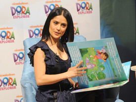 celebrity_paradise.com_TheElder_SalmaHayek2010_03_02_DoraTheExplorersLandmark10THAnniversary134.jpg