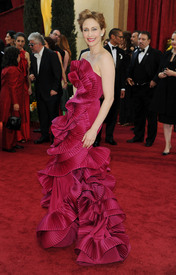 VeraFarmiga_60_.jpg
