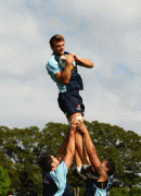 th_63e50471680232.gif