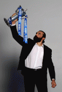 th_4de22f72873356.gif