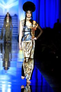 42385_celebrity_city_Jean_Paul_Gaultier_Paris_S_S_07_Haute_Couture_22_123_205lo.jpg