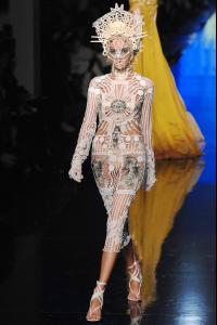 42327_celebrity_city_Jean_Paul_Gaultier_Paris_S_S_07_Haute_Couture_19_123_172lo.jpg