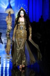 42762_celebrity_city_Jean_Paul_Gaultier_Paris_S_S_07_Haute_Couture_35_123_6lo.jpg