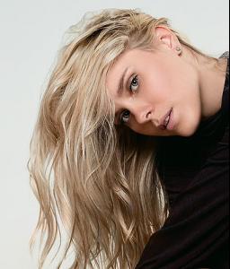 600full_carolina_dieckmann__.jpg