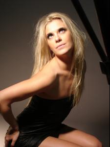 600full_carolina_dieckmann.jpg
