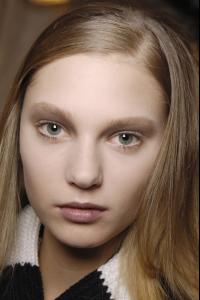 29950chloeparisfw0708ba.jpg