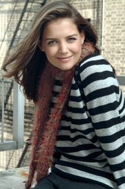 Katie_Holmes_01.jpg