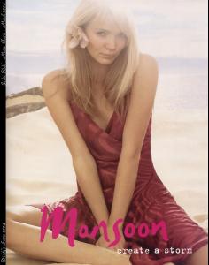 Jodie_Kidd_sexy_860011.jpg