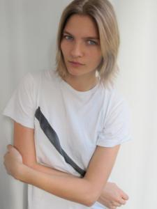 Next Management: Karolin Wolter in London Women