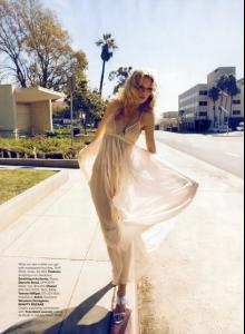 April_2011_Harper_s_Bazaar_ph_Camilla_Akrans__stylist_Brana_Wolf_model_Toni_Garrn_Women_Management_NYC_Blog_6.jpeg