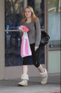 48019_Preppie_Dakota_Fanning_leaving_a_yoga_class_in_Studio_City_3_122_502lo.jpg