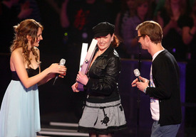 celeb-city.org_Johanna_Klum_at_the_2009_Echo_Music_Award_Show__01.jpg