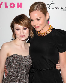 Preppie_Abbie_Cornish_at_Nylon_Magazine_12th_Anniversary_Issue_Party_with_the_cast_of_Sucker_Punch_4.jpg