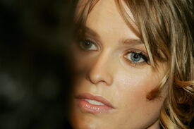 Alice_Eve_Starter_For_10_Premiere_NYC_11.jpg