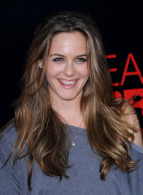 Alicia_Silverstone_2008-07-31_-_Pineapple_Express_Premiere_174.jpg