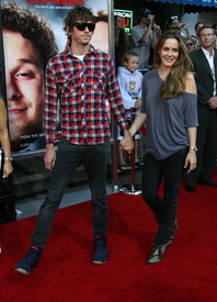 Alicia_Silverstone_2008-07-31_-_Pineapple_Express_Premiere_4163.jpg