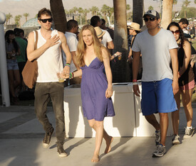 Preppie_Alicia_Silverstone_at_Coachella_Music_Festival_Day_3_04.19.09_223.jpg