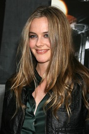 celeb-city.org-The_Elder-Alicia_Silverstone_2009-06-03_-_Tetro_Los_Angeles_Premiere_145.jpg