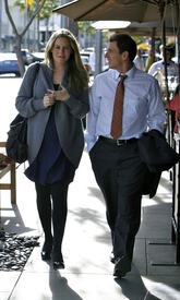 celebrity_paradise.com_TheElder_AliciaSilverstone2011_01_13_outsidearestaurantinBeverlyHills37.jpg