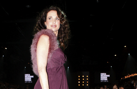 celebrity_paradise.com_TheElder_AndieMacDowell2011_03_15_attendsthefirstrunwayshowinDocklands2.jpg