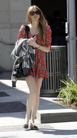 celebrity_paradise.com_TheElder_WhitneyPort2011_03_15_outandaboutinBeverlyHillswithfriends10.jpg